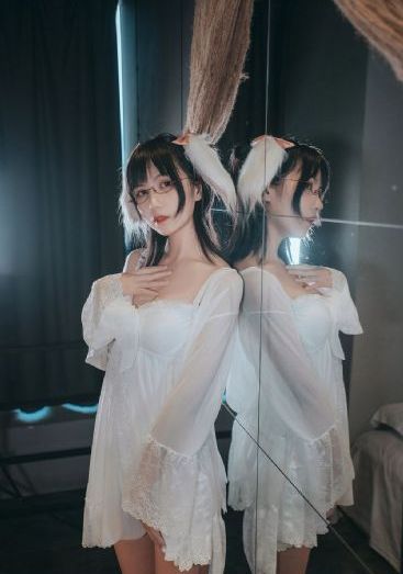 局长揉着秘书的乳h文