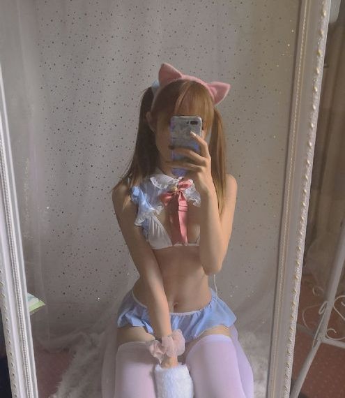 小媳妇看电视剧