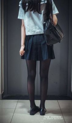 大胸年轻继母