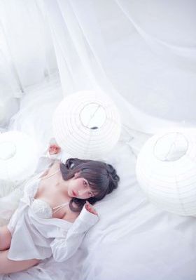 娇妻被朋友粗大猛烈进出高潮视频